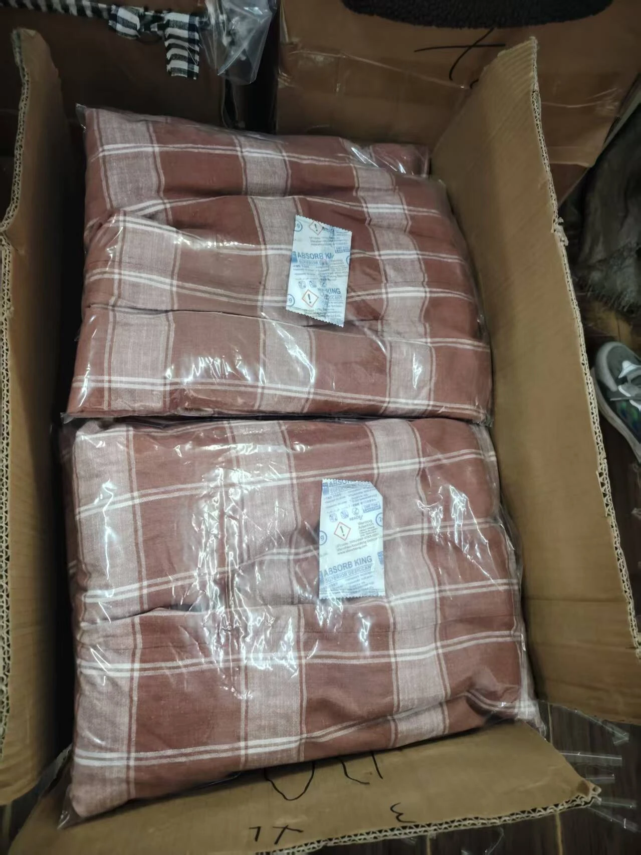 Penggunaan desiccant dalam kemasan tekstil